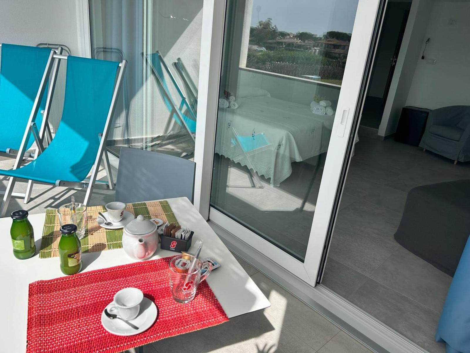 Rooms, Affittacamere Maksim Golfo Aranci Zewnętrze zdjęcie