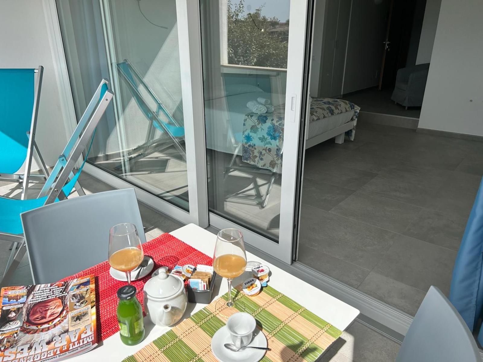 Rooms, Affittacamere Maksim Golfo Aranci Zewnętrze zdjęcie