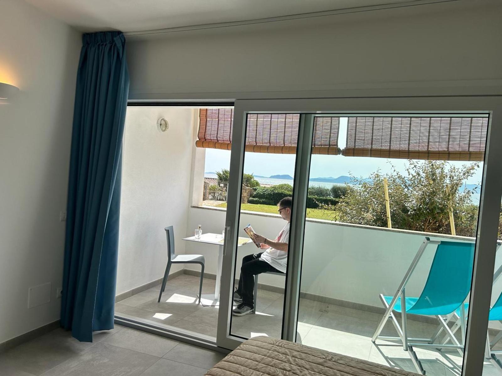 Rooms, Affittacamere Maksim Golfo Aranci Zewnętrze zdjęcie