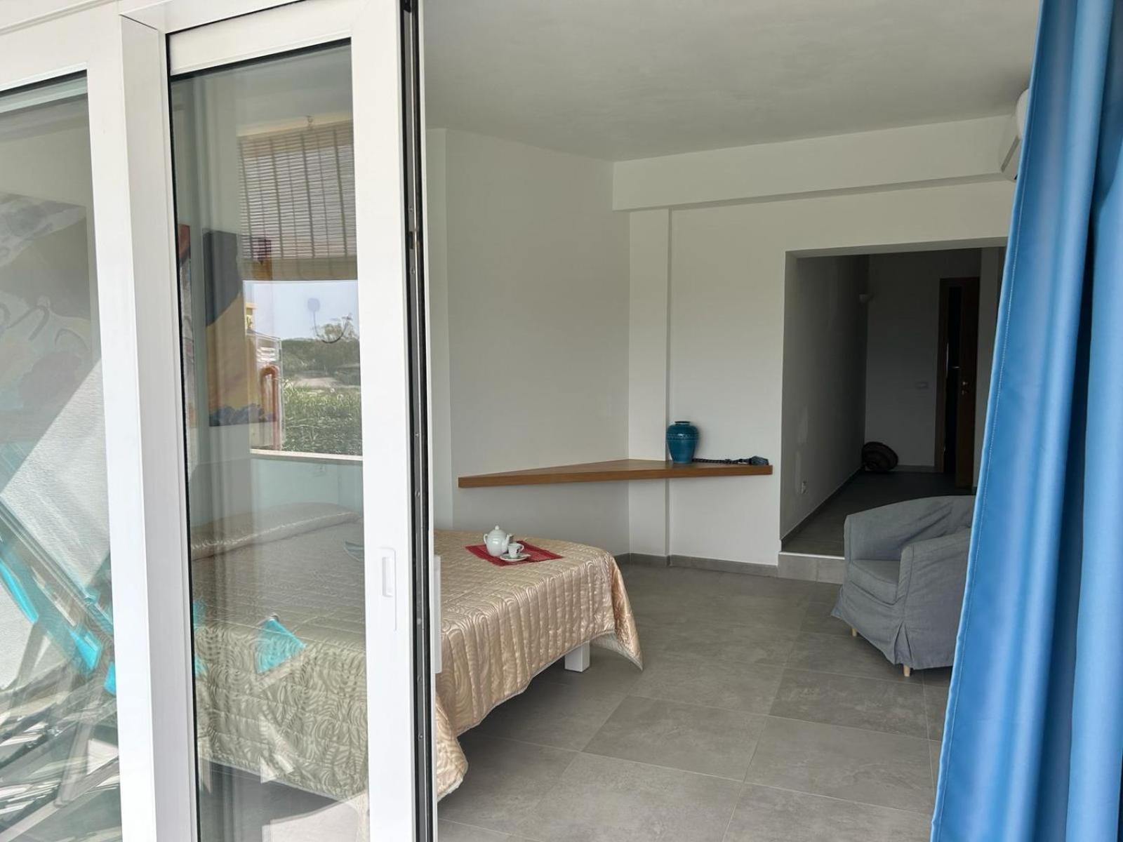 Rooms, Affittacamere Maksim Golfo Aranci Zewnętrze zdjęcie