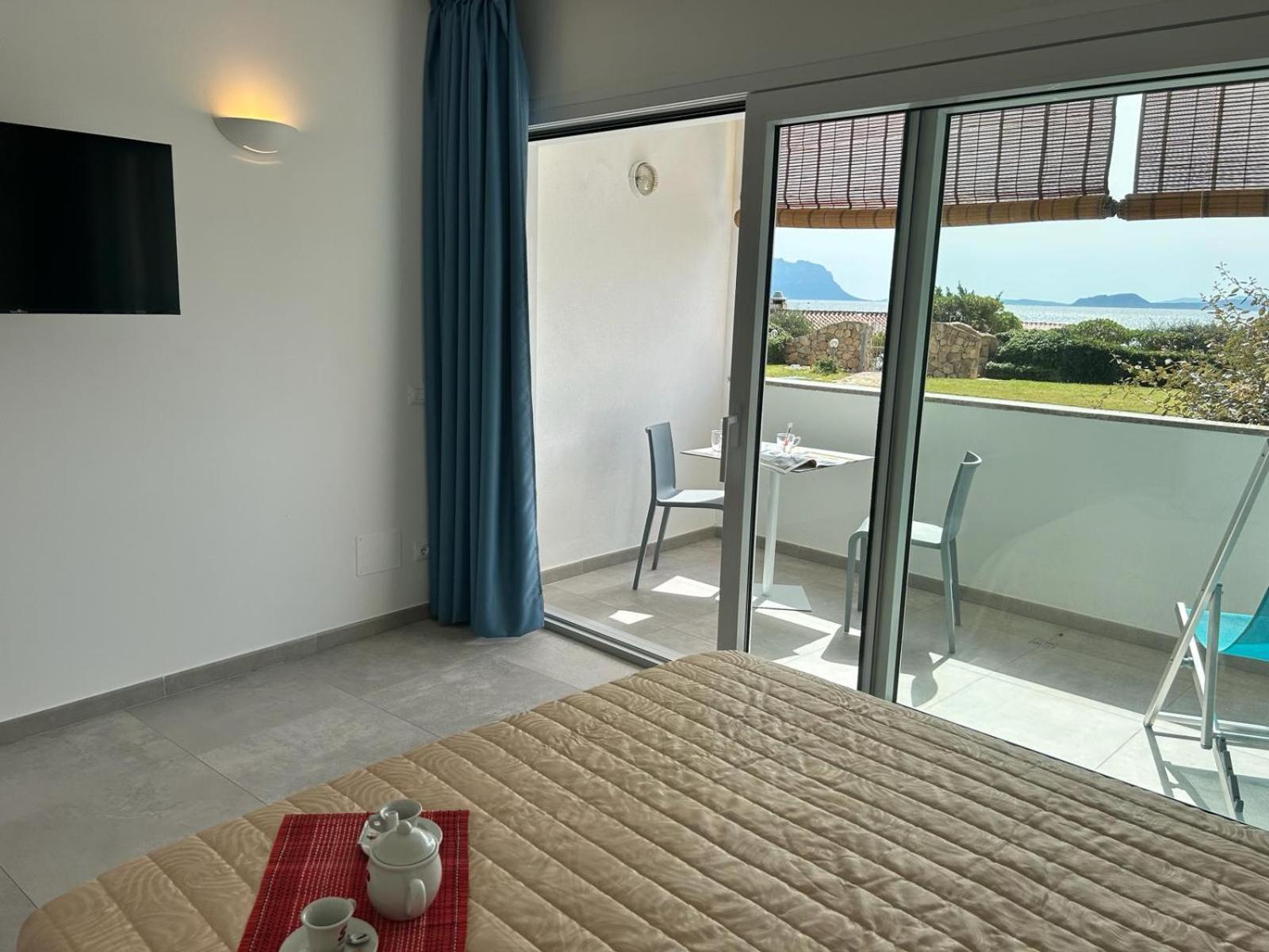 Rooms, Affittacamere Maksim Golfo Aranci Zewnętrze zdjęcie