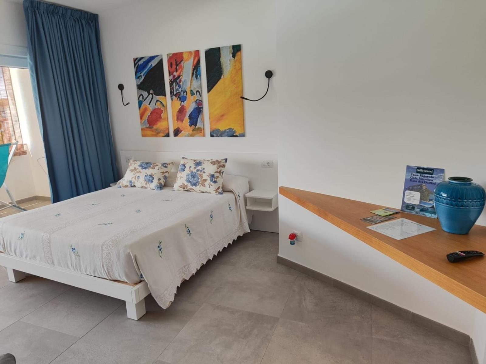 Rooms, Affittacamere Maksim Golfo Aranci Zewnętrze zdjęcie