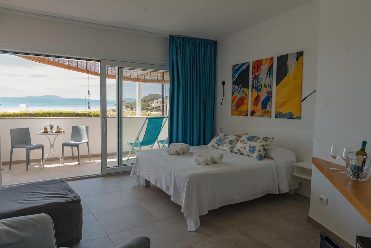 Rooms, Affittacamere Maksim Golfo Aranci Zewnętrze zdjęcie