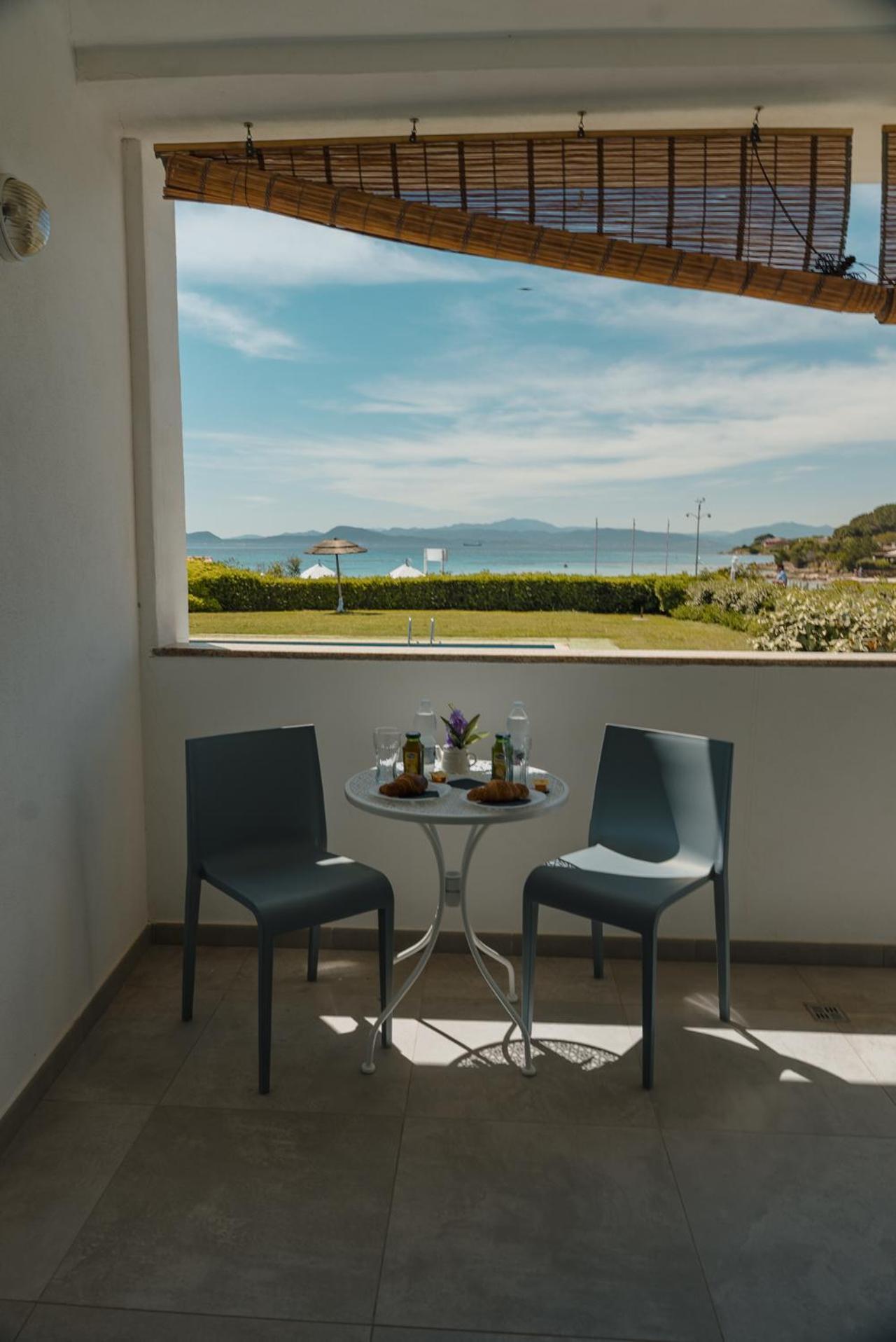 Rooms, Affittacamere Maksim Golfo Aranci Zewnętrze zdjęcie